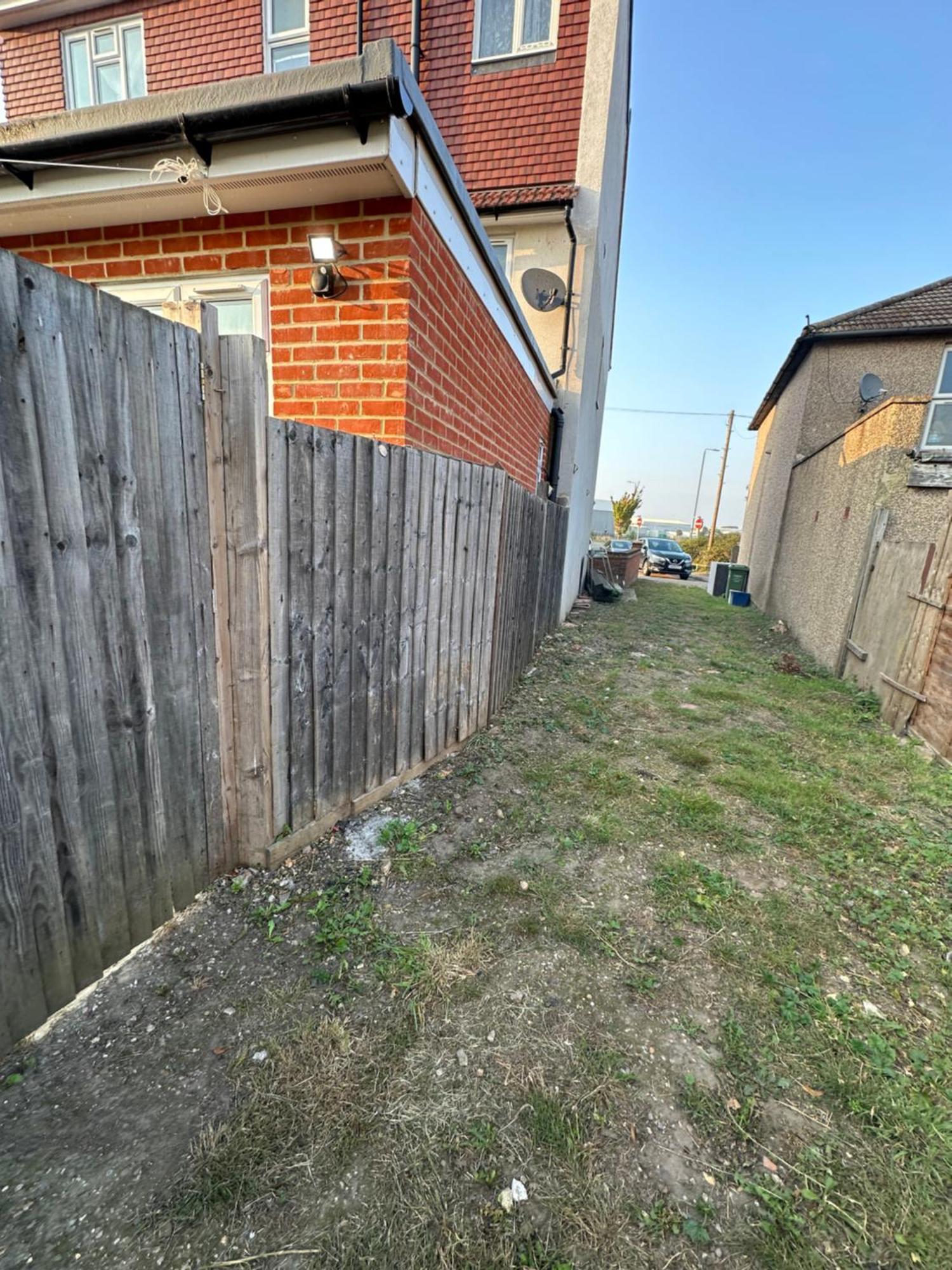 Luxury Ensuite Studio In Crayford Dartford Bexley London With Full Kitchen And Side Garden Alleyway Entrance Erith Exterior foto